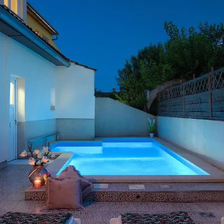 Casa Aneri By Guide * Pavicini