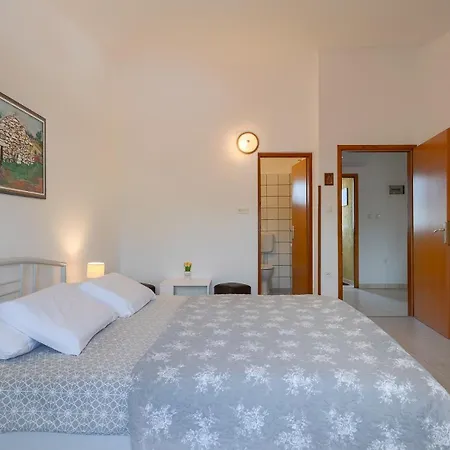 Villa Casa Aneri By Guide Pavicini