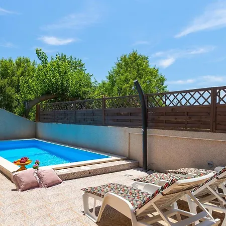 Casa Aneri By Guide
